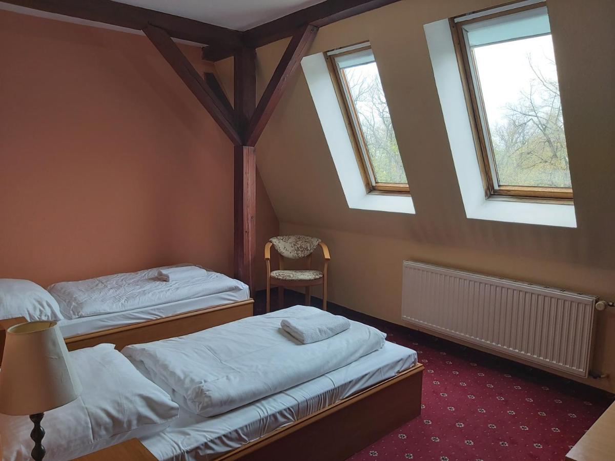 Park Hotel Świdnica Dış mekan fotoğraf