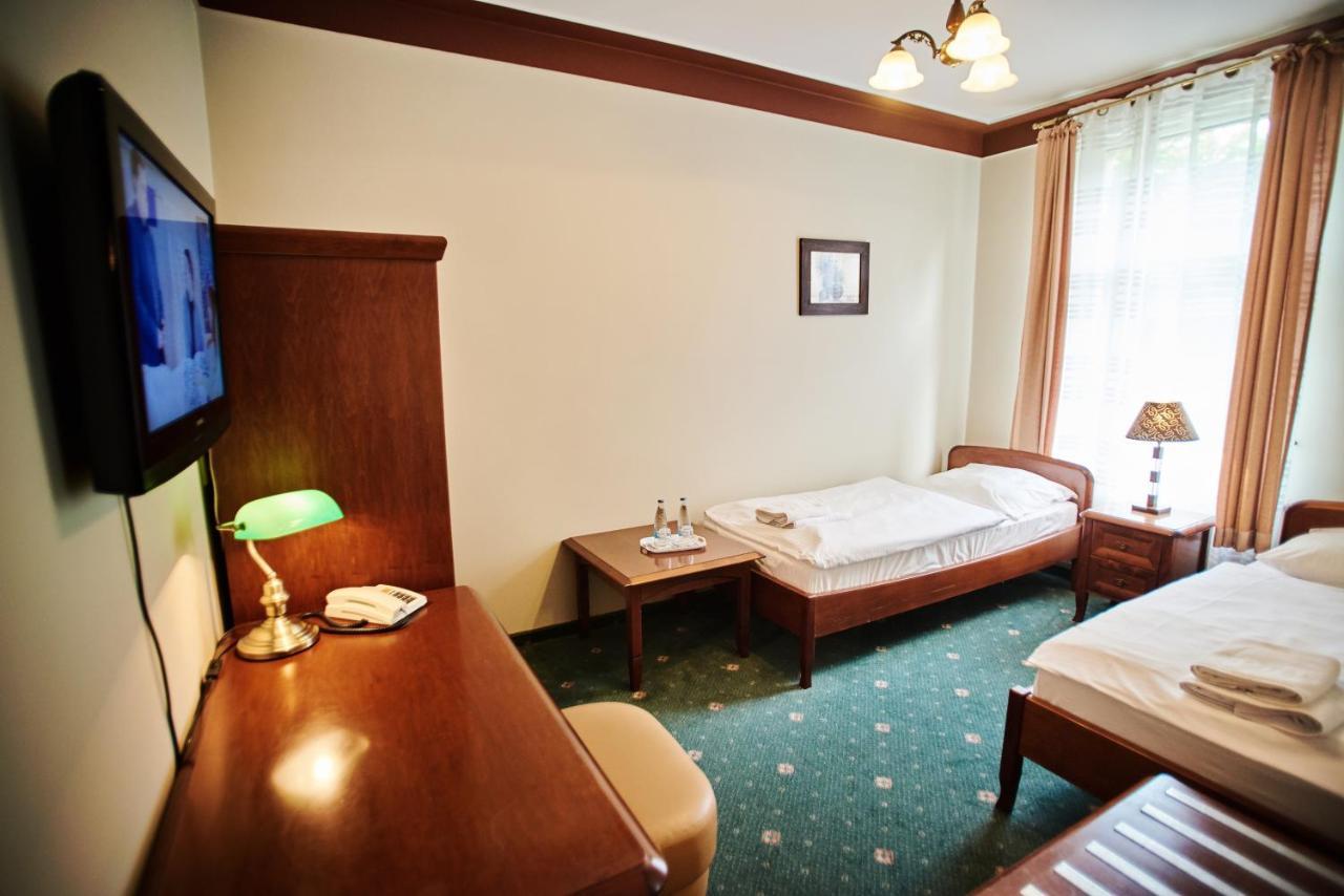 Park Hotel Świdnica Dış mekan fotoğraf